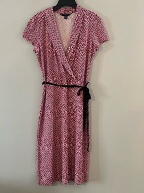 Banana Republic Pink Pattern Wrap Dress Size 6 Espresso Tie V-Neck Short Sleeve